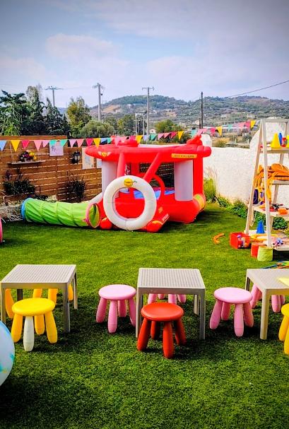 Fun Activities, Παιδικά πάρτι, Παιδότοπος, Φουσκωτά παιχνίδια, Βίλλα για πάρτι Χώρος για πάρτυ εξυπηρετεί Λαγονήσι, Βάρη, Ενοικίαση φουσκωτών παιχνιδιών, Μπαλόνια, Ανιματέρ και κλόουν, Soft play toys